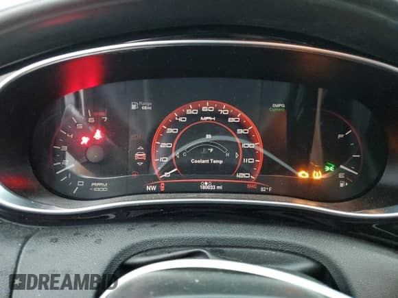 2013 Dodge Dart Limited z VIN 1C3CDFCH8DD319932, wystawiony jako Copart lot #65377424 z przebiegiem 180 033 mil mil oraz Nie do naprawy • Non repairable. Historia ofert i sprzedaży dostępna na DreamBid. Obrazek 9.