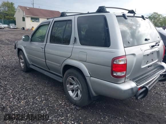 2004 Nissan Pathfinder SE с VIN JN8DR09Y94W915999, выставлен на аукционе IAAI как лот 42212938 с пробегом Не указан миль и . История ставок и продаж доступна на DreamBid. Изображение 3.