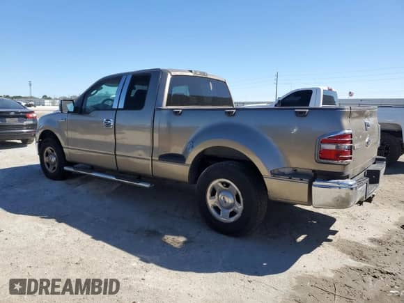 2006 Ford F-150 XLT z VIN 1FTPX02566KB72517, wystawiony jako Copart lot #48119495 z przebiegiem 240 472 mil mil oraz Czysty tytuł • Clean title. Historia ofert i sprzedaży dostępna na DreamBid. Obrazek 2.