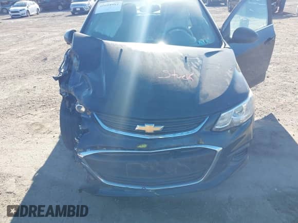 2018 Chevrolet Sonic LT with VIN 1G1JD5SB8J4121320, listed as a IAAI auction lot 40604581 with 97,602 mi miles and . Bid and sale history available at DreamBid. Image 10.