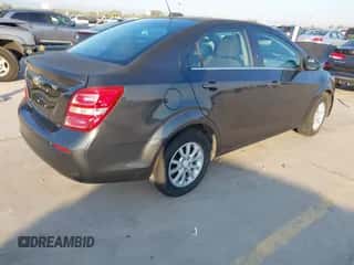 2017 Chevrolet Sonic LT с VIN 1G1JD5SH5H4106630, выставлен на аукционе IAAI как лот 43184461 с пробегом 95 566 миль миль и . История ставок и продаж доступна на DreamBid. Изображение 4.