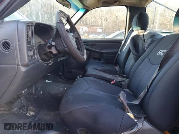 2002 GMC Sierra 1500 z VIN 1GTEC14W42Z183192, wystawiony jako Copart lot #86832884 z przebiegiem Nie podano mil oraz Szkoda całkowita • Salvage title. Historia ofert i sprzedaży dostępna na DreamBid. Obrazek 7.