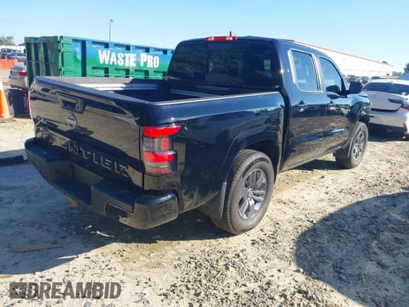 2025 Nissan Frontier Pro-X with VIN 1N6ED1EJ7SN614340, listed as a IAAI auction lot 43056891 with 15,365 mi miles and . Bid and sale history available at DreamBid. Image 4.