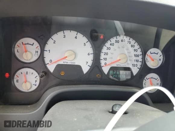 2006 Dodge 1500 SLT with VIN 1D7HU16206J244472, listed as a Copart auction lot 71201095 with 201,673 mi miles and Salvage title. Bid and sale history available at DreamBid. Image 9.