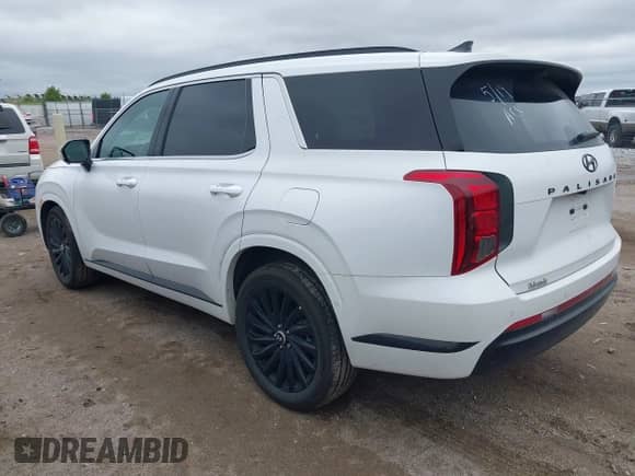 2025 Hyundai Palisade Calligraphy с VIN KM8R7DGE7SU873652, выставлен на аукционе IAAI как лот 42314603 с пробегом 5 393 миль миль и . История ставок и продаж доступна на DreamBid. Изображение 3.