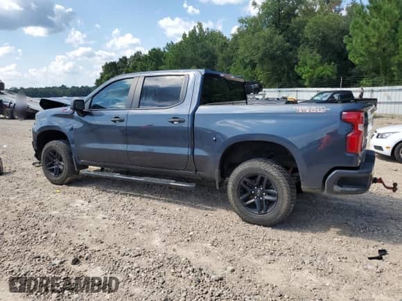 2022 Chevrolet Silverado 1500 Custom Trail Boss with VIN 1GCPYCEKXNZ202253, listed as a Copart auction lot 68821845 with 87,997 mi miles and Non repairable. Bid and sale history available at DreamBid. Image 2.