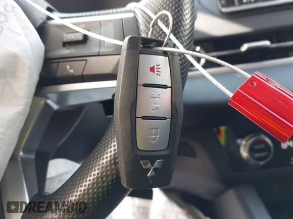 2024 Mitsubishi Outlander ES with VIN JA4J3UA88RZ090038, listed as a IAAI auction lot 42726016 with 6,623 mi miles and . Bid and sale history available at DreamBid. Image 11.