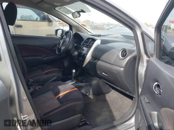 2015 Nissan Note S with VIN 3N1CE2CP0FL447865, listed as a IAAI auction lot 41578442 with 90,837 mi miles and . Bid and sale history available at DreamBid. Image 5.