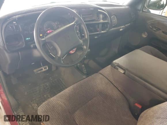 1999 Dodge 1500 with VIN 3B7HF13Z5XM588048, listed as a Copart auction lot 68227245 with 143,518 mi miles and Clean title. Bid and sale history available at DreamBid. Image 8.