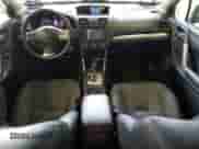 2014 Subaru Forester XT Touring z VIN JF2SJGMC0EH542664, wystawiony jako Copart lot #82309135 z przebiegiem 125 941 mil mil oraz Czysty tytuł • Clean title. Historia ofert i sprzedaży dostępna na DreamBid. Obrazek 8.