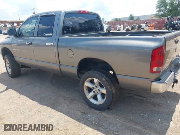 2005 Dodge 1500 SLT with VIN 1D7HA18D45J631516, listed as a IAAI auction lot 42998982 with 220,396 mi miles and . Bid and sale history available at DreamBid. Image 3.