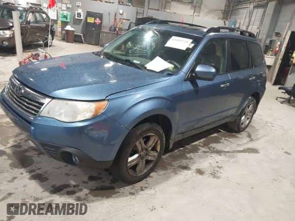 2010 Subaru Forester X Premium with VIN JF2SH6CC6AH799720, listed as a IAAI auction lot 43519729 with 210,744 mi miles and . Bid and sale history available at DreamBid. Image 2.