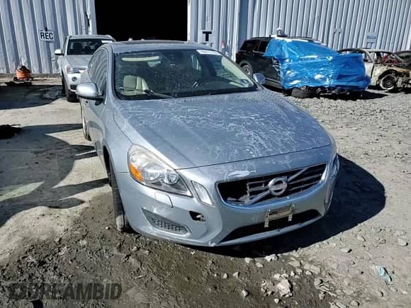 2013 Volvo S60 T5 Premier with VIN YV1612FS5D1227917, listed as a Copart auction lot 46411165 with 71,465 mi miles and Salvage title. Bid and sale history available at DreamBid. Image 13.