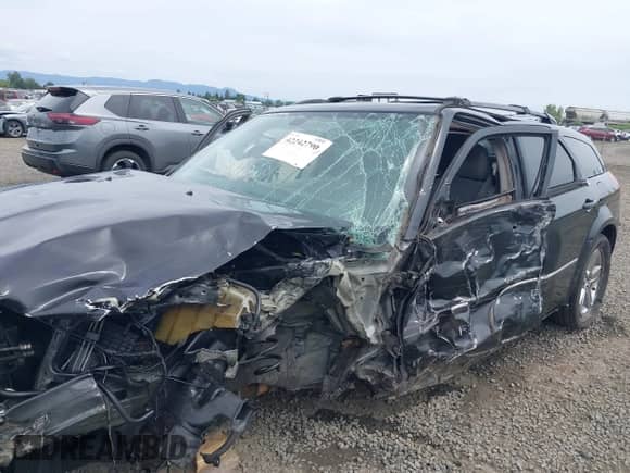2007 Dodge Magnum with VIN 2D8FV47V27H649651, listed as a IAAI auction lot 42242790 with 204,119 mi miles and . Bid and sale history available at DreamBid. Image 6.