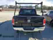 2016 Ram 1500 Laramie z VIN 1C6RR7NM6GS168555, wystawiony jako Copart lot #90056295 z przebiegiem 75 090 mil mil oraz Szkoda całkowita • Salvage title. Historia ofert i sprzedaży dostępna na DreamBid. Obrazek 6.