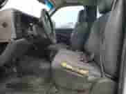 2006 Chevrolet Silverado 2500HD LS с VIN 1GCHC24U46E259461, выставлен на аукционе Copart как лот 53486445 с пробегом 173 052 миль миль и Списание • Salvage title. История ставок и продаж доступна на DreamBid. Изображение 7.