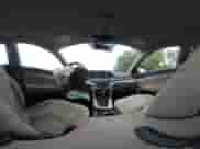 2017 Hyundai Elantra SE z VIN KMHD84LF6HU237514, wystawiony jako IAAI lot #42774933 z przebiegiem 90 583 mil mil oraz . Historia ofert i sprzedaży dostępna na DreamBid. Obrazek 18.