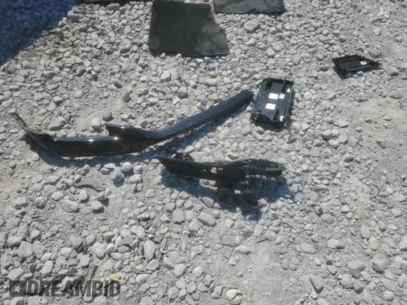 2023 Ford F-150 XL z VIN 1FTFW1E57PKG14075, wystawiony jako Copart lot #71424865 z przebiegiem 19 301 mil mil oraz Szkoda całkowita • Salvage title. Historia ofert i sprzedaży dostępna na DreamBid. Obrazek 12.