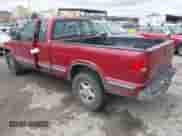 1998 Chevrolet S-10 LS with VIN 1GCDT19X1W8149168, listed as a IAAI auction lot 43450846 with 167,023 mi miles and . Bid and sale history available at DreamBid. Image 3.