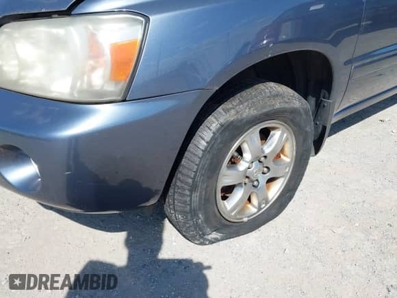 2006 Toyota Highlander w/3rd Row with VIN JTEEP21A860171166, listed as a IAAI auction lot 43362345 with 190,331 mi miles and . Bid and sale history available at DreamBid. Image 6.