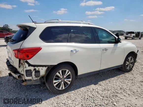 2017 Nissan Pathfinder S with VIN 5N1DR2MN2HC634859, listed as a Copart auction lot 86109685 with 140,182 mi miles and Salvage title. Bid and sale history available at DreamBid. Image 3.