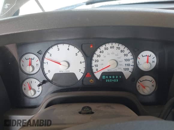 2007 Dodge 1500 SLT with VIN 1D7HU18237S254793, listed as a IAAI auction lot 43136825 with 260,403 mi miles and . Bid and sale history available at DreamBid. Image 7.