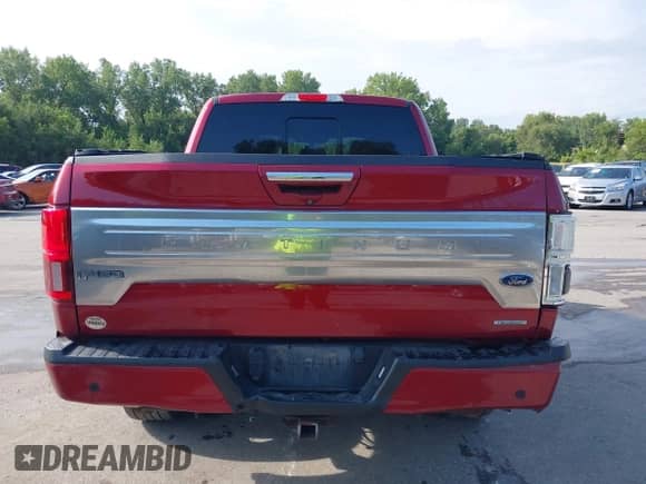 2018 Ford F-150 XL z VIN 1FTEW1EG2JFD04770, wystawiony jako IAAI lot #43017519 z przebiegiem 140 226 mil mil oraz . Historia ofert i sprzedaży dostępna na DreamBid. Obrazek 16.