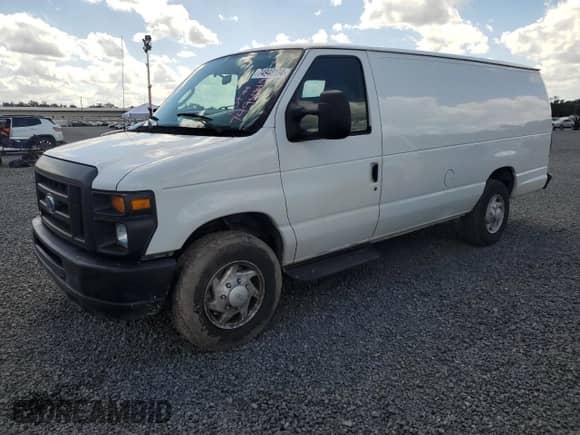 2008 Ford Econoline Cargo Commercial with VIN 1FTSS34L48DA03917, listed as a Copart auction lot 74948194 with Not provided miles and Salvage title. Bid and sale history available at DreamBid. Image 1.