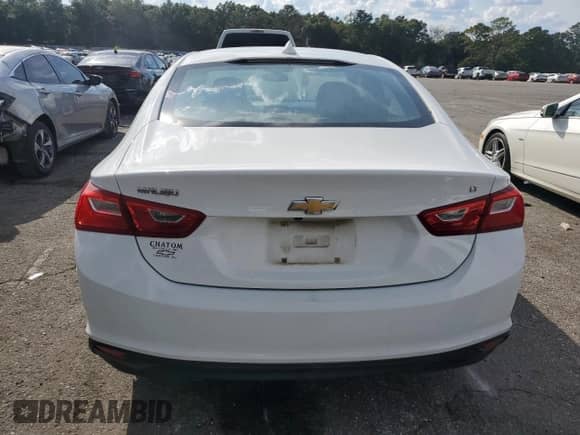 2016 Chevrolet Malibu LT z VIN 1G1ZE5ST4GF206287, wystawiony jako Copart lot #84462685 z przebiegiem 165 710 mil mil oraz Czysty tytuł • Clean title. Historia ofert i sprzedaży dostępna na DreamBid. Obrazek 6.