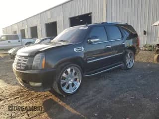 2010 Cadillac Escalade with VIN 1GYUCEEJ8AR161937, listed as a Copart auction lot 71743965 with 191,572 mi miles and Clean title. Bid and sale history available at DreamBid. Image 1.
