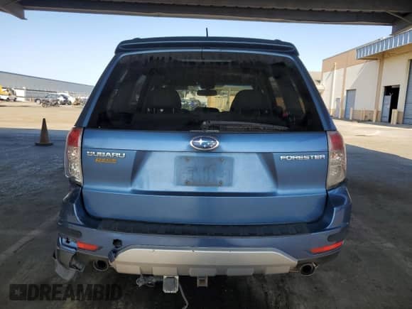 2009 Subaru Forester X with VIN JF2SH63659H740678, listed as a Copart auction lot 80529945 with 217,044 mi miles and Salvage title. Bid and sale history available at DreamBid. Image 6.