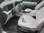 2025 Hyundai Tucson SE с VIN 5NMJACDE9SH469597, выставлен на аукционе Copart как лот 69367435 с пробегом 5 786 миль миль и Списание • Salvage title. История ставок и продаж доступна на DreamBid. Изображение 7.