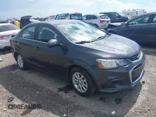 2018 Chevrolet Sonic LT с VIN 1G1JD5SHXJ4140665, выставлен на аукционе IAAI как лот 42734743 с пробегом 58 268 миль миль и . История ставок и продаж доступна на DreamBid. Изображение 1.