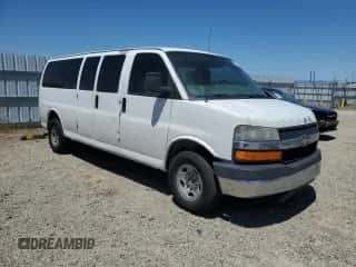 2007 Chevrolet Express Passenger с VIN 1GAHG39UX71237260, выставлен на аукционе Copart как лот 55659814 с пробегом 182 816 миль миль и Списание • Salvage title. История ставок и продаж доступна на DreamBid. Изображение 4.
