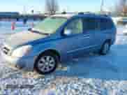 2007 Hyundai Entourage GLS с VIN KNDMC233176013681, выставлен на аукционе IAAI как лот 41333042 с пробегом 203 804 миль миль и . История ставок и продаж доступна на DreamBid. Изображение 2.