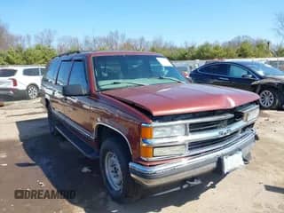 1999 Chevrolet Suburban с VIN 1GNFK16R4XJ383906, выставлен на аукционе IAAI как лот 41899666 с пробегом 268 668 миль миль и . История ставок и продаж доступна на DreamBid. Изображение 1.