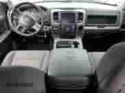 2021 Ram 1500 Express z VIN 1C6RR7FG0MS546194, wystawiony jako Copart lot #65220315 z przebiegiem 84 442 mil mil oraz Szkoda całkowita • Salvage title. Historia ofert i sprzedaży dostępna na DreamBid. Obrazek 8.