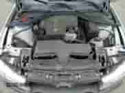 2018 BMW 3 Series 320i z VIN WBA8A9C51JAH13240, wystawiony jako Copart lot #81996385 z przebiegiem 37 876 mil mil oraz Szkoda całkowita • Salvage title. Historia ofert i sprzedaży dostępna na DreamBid. Obrazek 14.