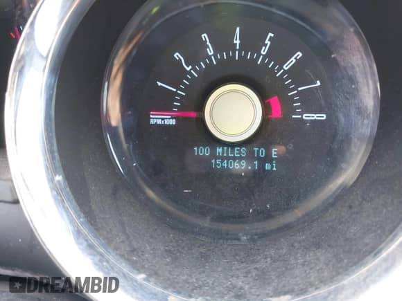 2012 Ford Mustang Premium с VIN 1ZVBP8AM8C5263572, выставлен на аукционе IAAI как лот 43198172 с пробегом 154 069 миль миль и . История ставок и продаж доступна на DreamBid. Изображение 16.