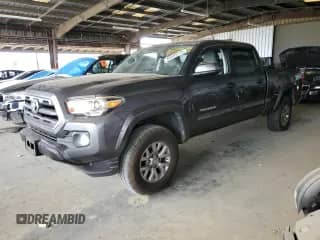 2017 Toyota Tacoma SR5 с VIN 3TMDZ5BNXHM027664, выставлен на аукционе Copart как лот 65009735 с пробегом 76 227 миль миль и Списание • Salvage title. История ставок и продаж доступна на DreamBid. Изображение 1.