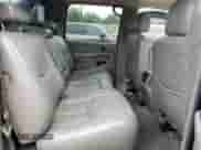 2005 Chevrolet Avalanche Z71 z VIN 3GNEK12Z95G104904, wystawiony jako Copart lot #64425165 z przebiegiem 150 941 mil mil oraz Czysty tytuł • Clean title. Historia ofert i sprzedaży dostępna na DreamBid. Obrazek 10.