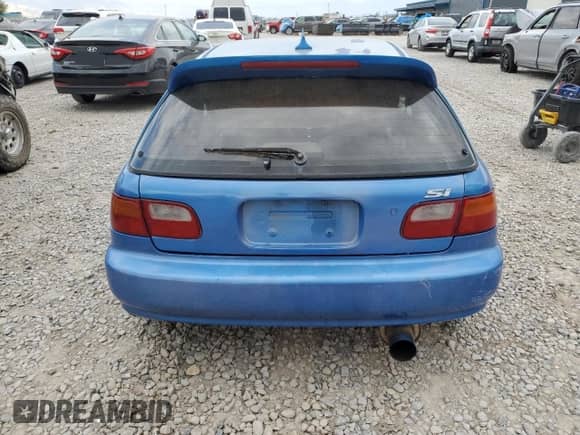 1993 Honda Civic с VIN 2HGEH3380PH537167, выставлен на аукционе Copart как лот 63471125 с пробегом 109 999 миль миль и Списание • Salvage title. История ставок и продаж доступна на DreamBid. Изображение 6.