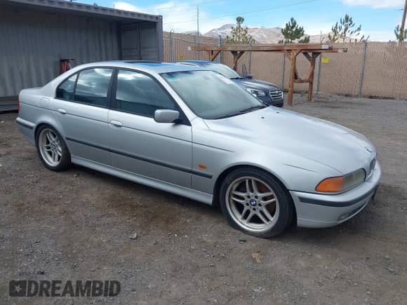 2000 BMW 5 Series 540i с VIN WBADN5346YGC93436, выставлен на аукционе IAAI как лот 41625463 с пробегом 157 626 миль миль и . История ставок и продаж доступна на DreamBid. Изображение 1.