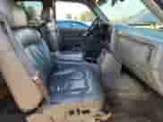 2000 GMC Sierra 1500 SLE z VIN 1GTEK19T1YE408802, wystawiony jako Copart lot #84044175 z przebiegiem 345 562 mil mil oraz Szkoda całkowita • Salvage title. Historia ofert i sprzedaży dostępna na DreamBid. Obrazek 7.