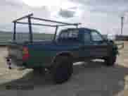 1998 Toyota Tacoma z VIN 4TAWN72NXWZ066780, wystawiony jako Copart lot #82195955 z przebiegiem 340 090 mil mil oraz Szkoda całkowita • Salvage title. Historia ofert i sprzedaży dostępna na DreamBid. Obrazek 3.