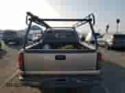 2002 GMC Sierra 1500 SLE с VIN 1GTEC19T32E124432, выставлен на аукционе Copart как лот 83583374 с пробегом Не указан миль и Списание • Salvage title. История ставок и продаж доступна на DreamBid. Изображение 6.