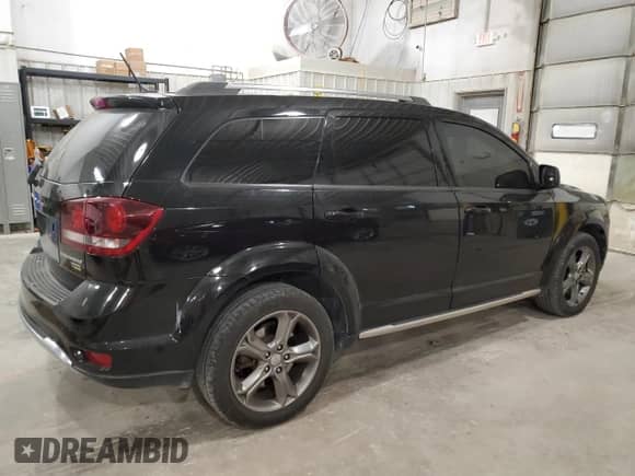 2017 Dodge Journey Crossroad Plus with VIN 3C4PDCGG3HT625482, listed as a Copart auction lot 80756885 with 114,786 mi miles and Salvage title. Bid and sale history available at DreamBid. Image 3.