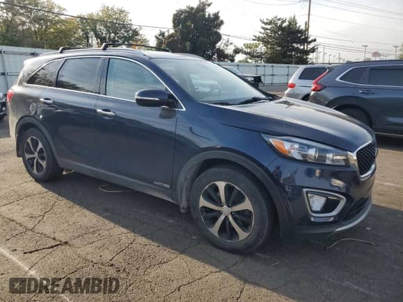 2018 Kia Sorento EX with VIN 5XYPHDA59JG375034, listed as a Copart auction lot 81006745 with 128,707 mi miles and Clean title. Bid and sale history available at DreamBid. Image 4.