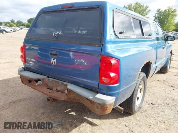 2006 Dodge Dakota ST с VIN 1D7HE22K06S641280, выставлен на аукционе IAAI как лот 43167659 с пробегом 106 137 миль миль и . История ставок и продаж доступна на DreamBid. Изображение 6.