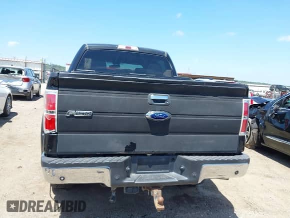 2013 Ford F-150 Lariat with VIN 1FTFW1ET9DKE25809, listed as a IAAI auction lot 42531919 with 247,445 mi miles and . Bid and sale history available at DreamBid. Image 17.